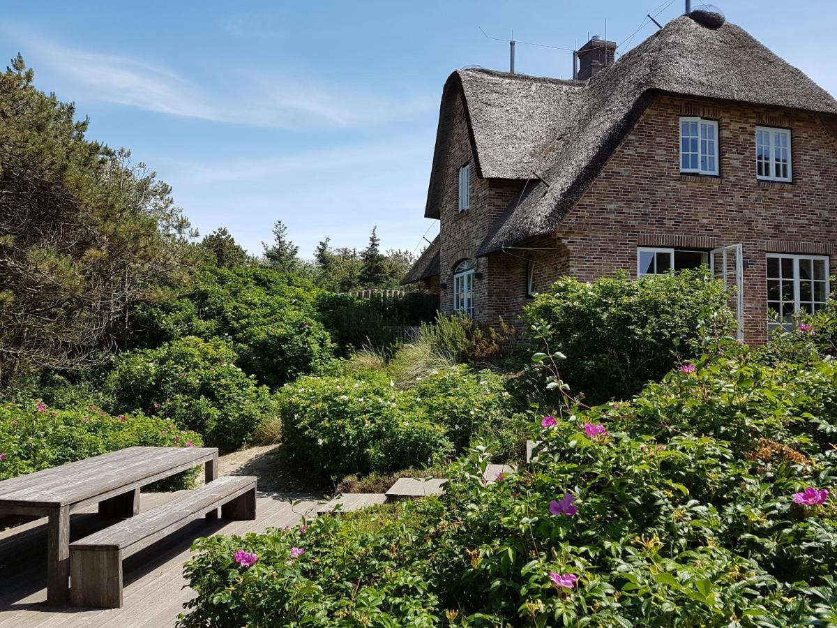 Hotel Duene Sylt Екстериор снимка